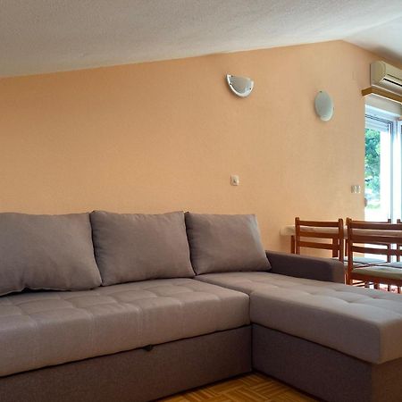 Apartment Begić Makarska Bagian luar foto