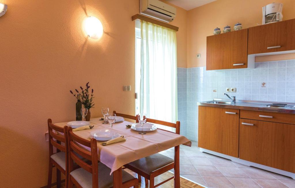 Apartment Begić Makarska Bagian luar foto