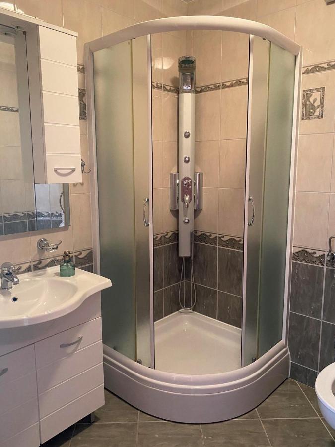 Apartment Begić Makarska Bagian luar foto