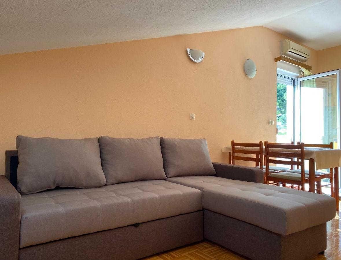 Apartment Begić Makarska Bagian luar foto