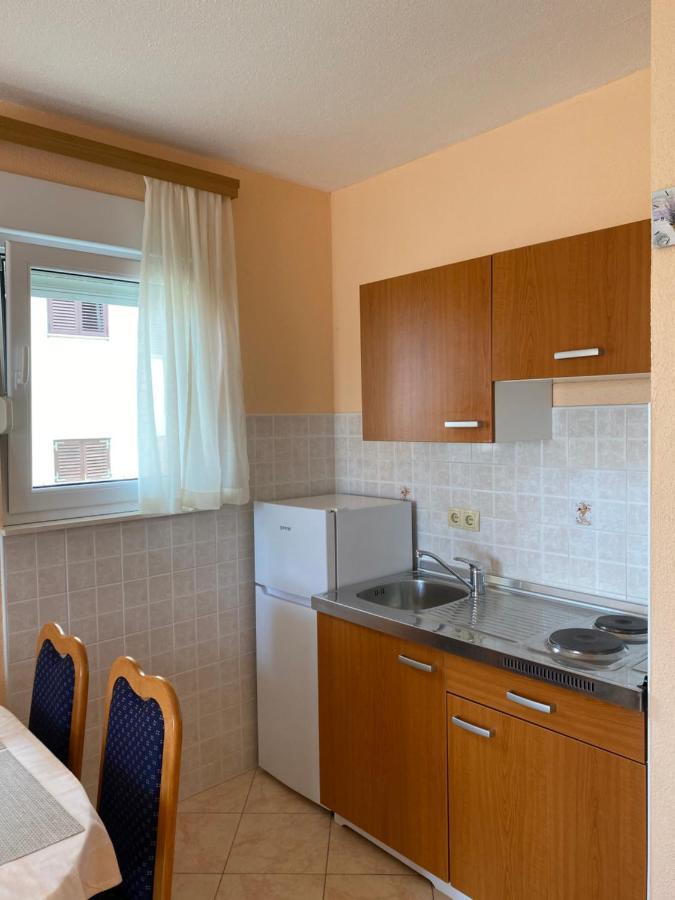 Apartment Begić Makarska Bagian luar foto