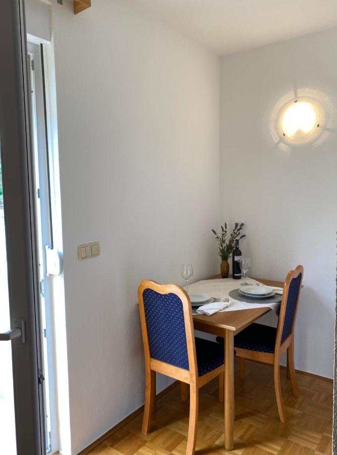 Apartment Begić Makarska Bagian luar foto